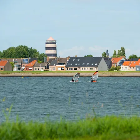 Studio 604 With Balcony By Interhome